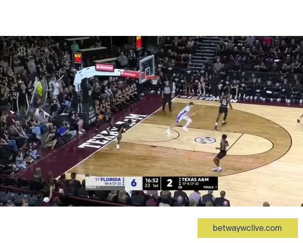 卫冕冠军遭遇准绝杀托马斯跪地捂脸奇迹逆转引爆NCAA赛事惊喜