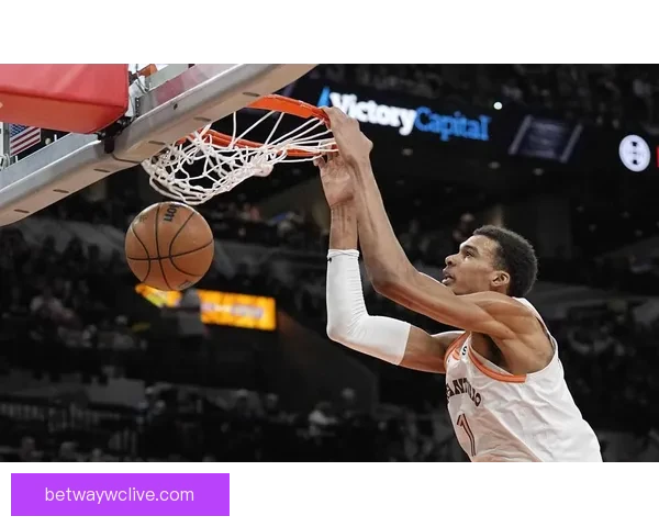 老里弗斯称文班亚马改变对手战术 马刺后卫线实力居联盟前列 老里弗斯称文班亚马改变对手战术 马刺后卫线实力居联盟前列