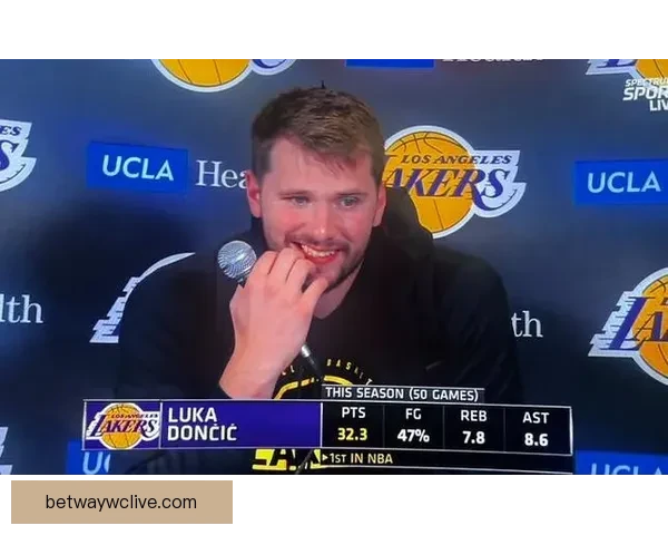 海斯谈防守责任与东契奇复出挑战 强调禁区防守与避免再次吃T